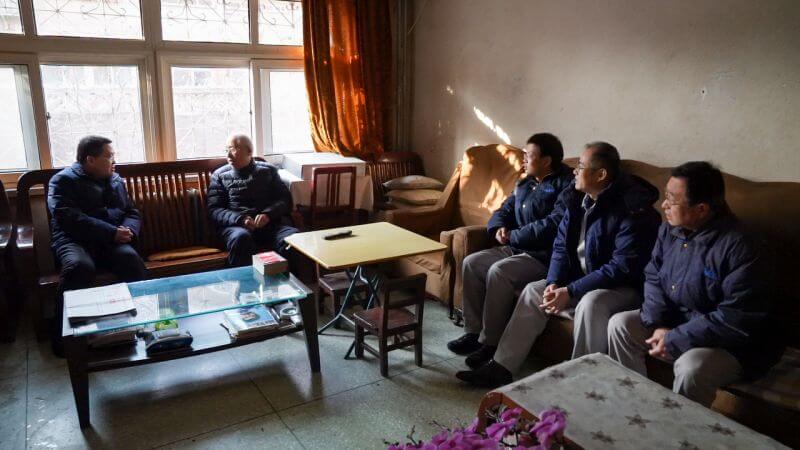 ��˾��չ�´�ο���˶�