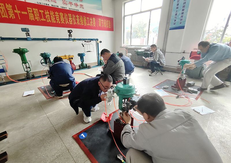 ���԰���������һ  С��˽��ǰ�ġ���������Դ��ʮһ��ְ�����վ��������Ǳ�ά�޹����������԰��Բ����Ļ