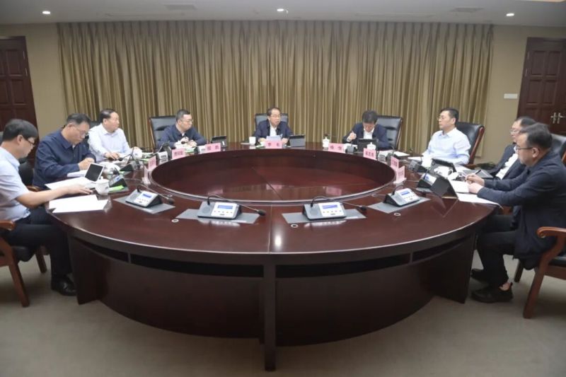 �й�ƽú�������ŵ�ί��ί���һ�ξۻ��ٿ� ��һ����ѧϰϰ��ƽ����ǽ�����Ҫ�������� �����о��й�����